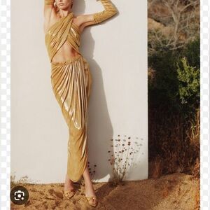 Nana Jacqueline Amina Skirt (Gold) size medium